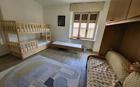 Valeleo Appartamento Grande e cortile privato